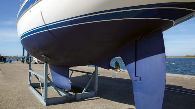 The latest antifouling formulations allow you to keep your bottom clean without harming the environment