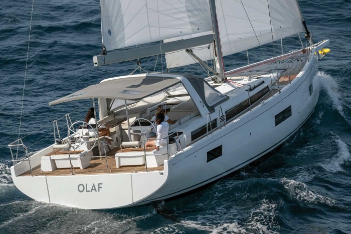 Beneteau-Oceanis-Yacht-54_0069