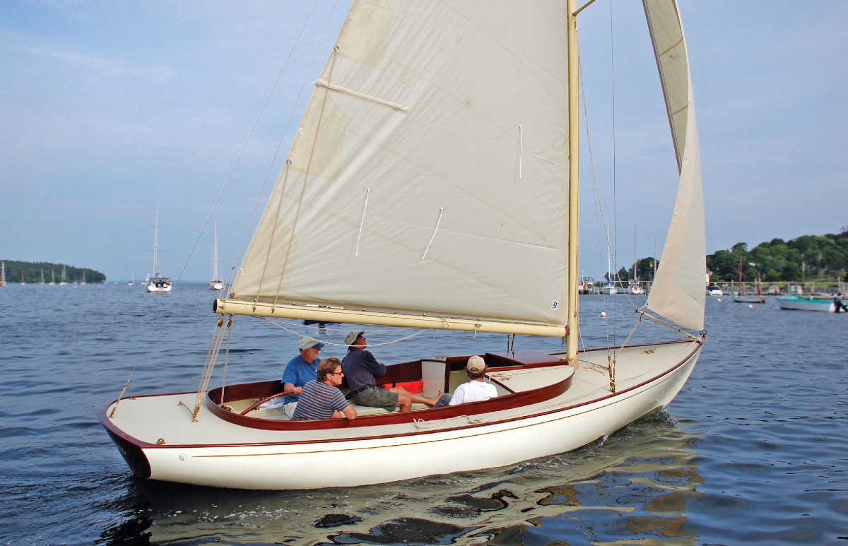 A sensuous new daysailer based on Herreshoff’s famous Alerion