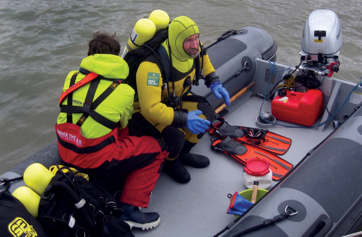 The dive team prepares to try and fix the author’s cutless bearing