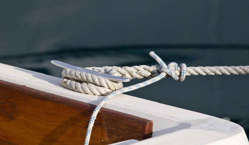 The Importance of a Good Dock Line to safely end sailing