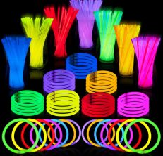 4 Glow in The Dark Sticks for Party Concerts - Brilliant Promos